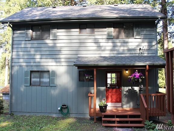 5th image of 320 E Lakeshore Dr W