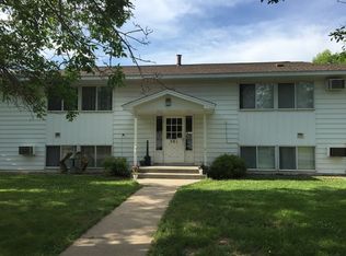 640 Park Dr APT 25, Farmington, MN 55024