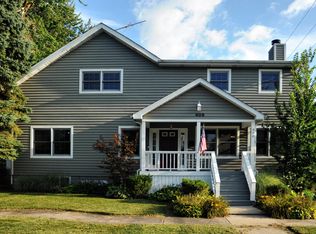 406 Oak St, Valparaiso, IN