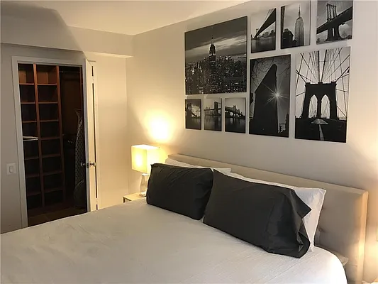 Rented by R New York | media 29