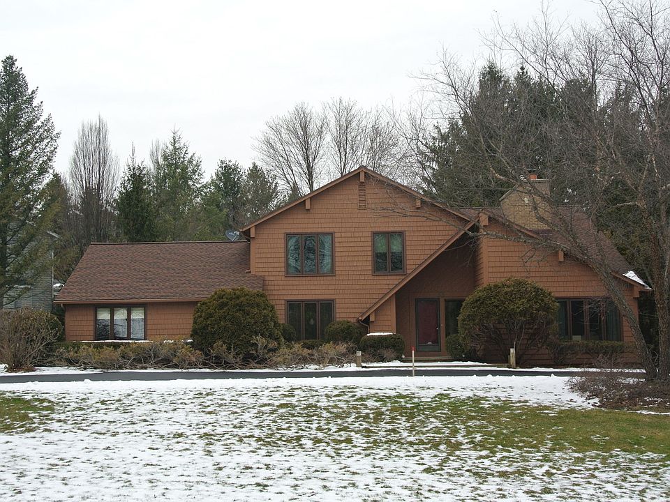 1st image of 53 Framingham Ln