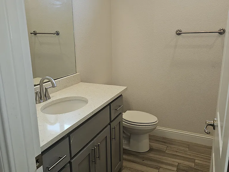 1520 Overshine Ln — Photo 8
