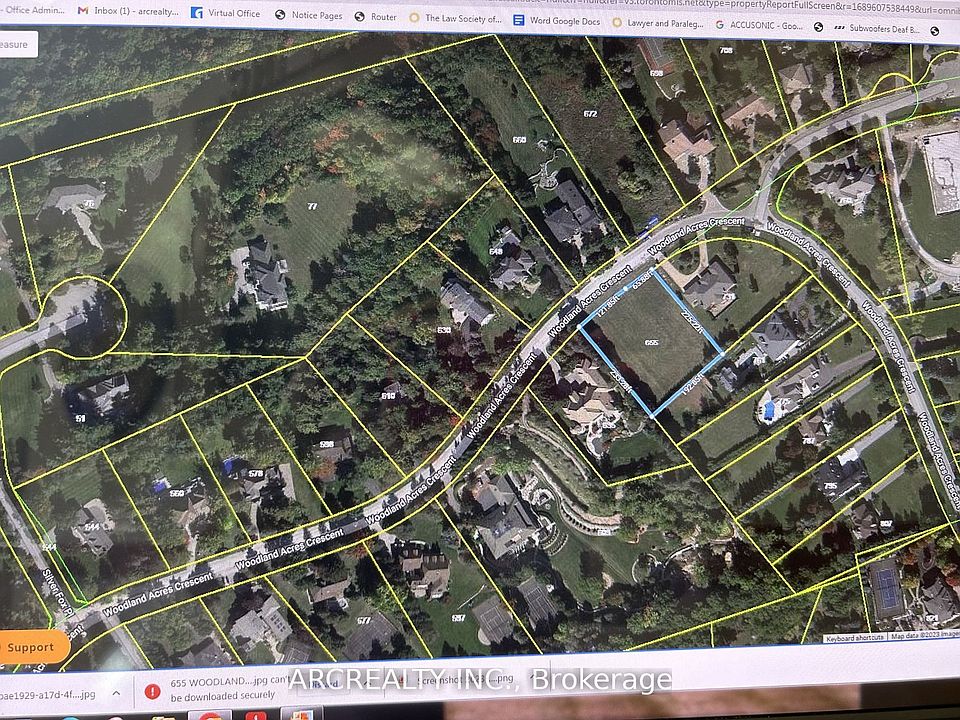 2nd image of 655 Woodland Acres Cres
