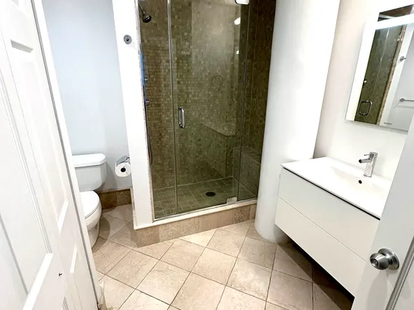 7 East 20th Street image 11 of 13