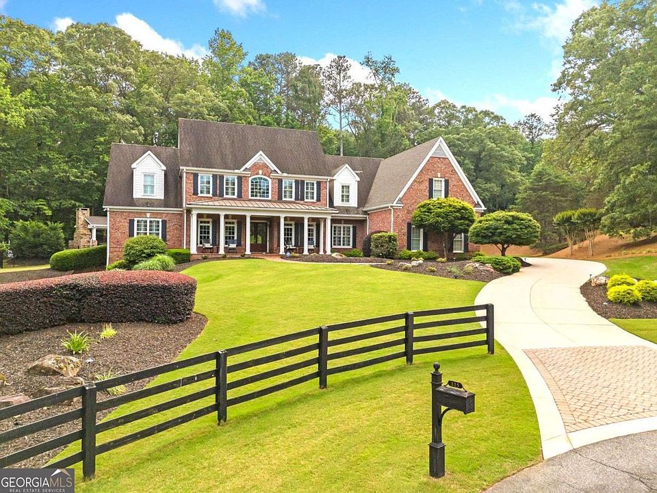 1st image of 325 Edwards Brook Ln