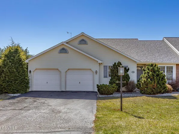 71 Pony Trail Dr, Bloomsburg, PA 17815