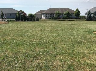 108 W Lee St, Tremont, IL 61568