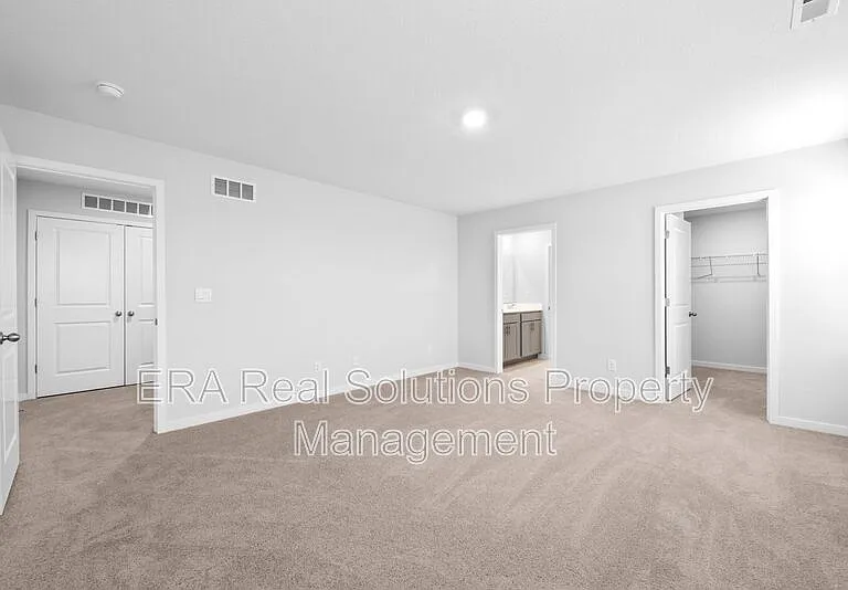 6294 Marinelli Dr S — Photo 17