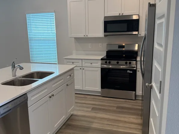 3984 Pendragon Cir, Milton, FL