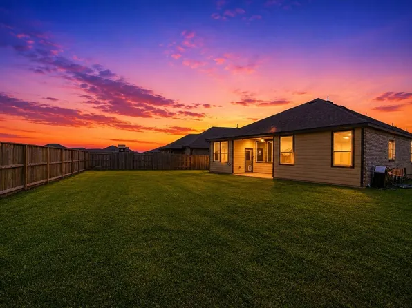 2952 Golden Dust Dr, Katy, TX 77493