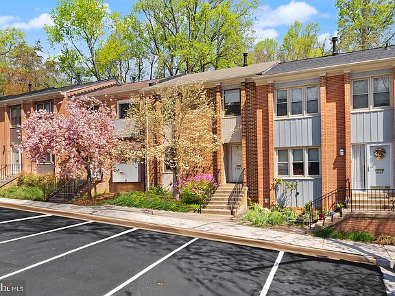 3rd image of 5043 Cliffhaven Dr