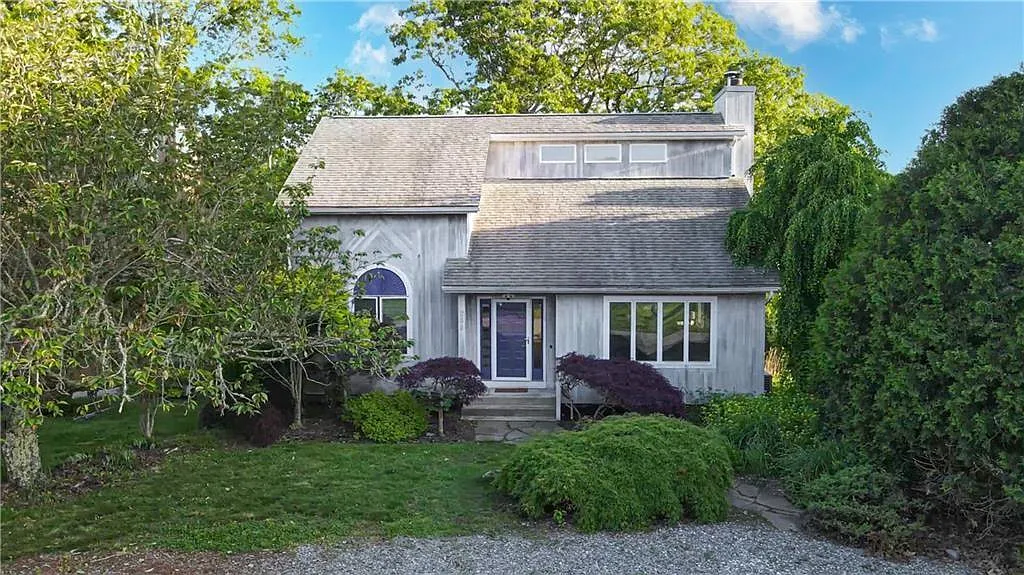262 Wood Hill Road - 1 — Photo 1