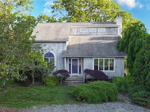 262 Wood Hill Rd, Narragansett, RI 02882