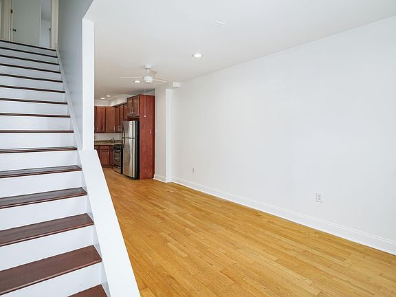 5th image of 1356 E Susquehanna Ave