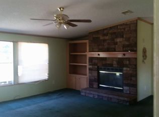 17424 Crews Rd, Glen Saint Mary, FL 32040