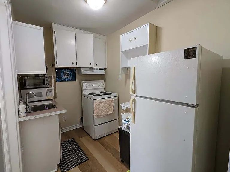 282 Pillette Rd — Photo 5