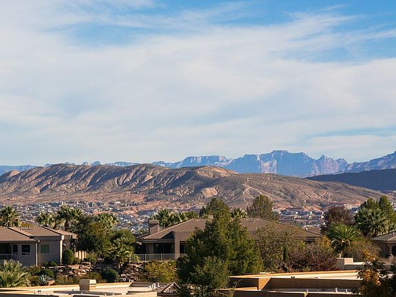 4th image of 2054 E Topaz Way