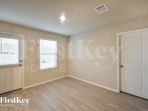 2nd image of 10522 De Gonzalo Way