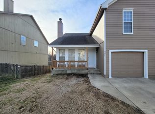 6627 W 151st Pl, Overland Park, KS 66223