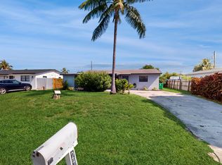 2775 Floweva St, Palm Springs, FL 33406