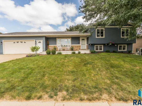 5812 W 27th St, Sioux Falls, SD 57106