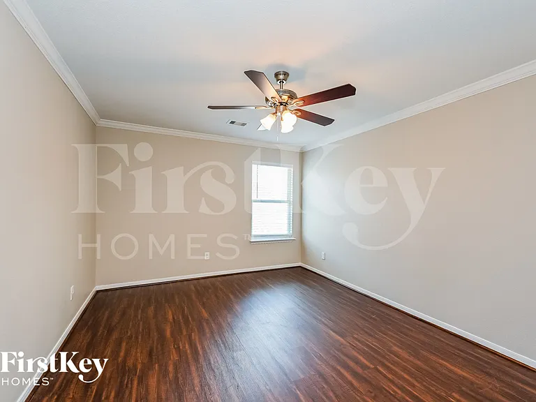 4822 Jarl Ct — Photo 15