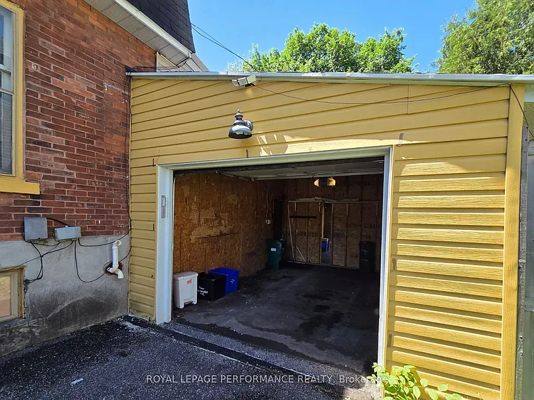 506 Wentworth Ave — Photo 36