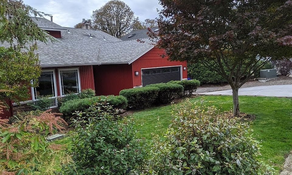 2nd image of 6980 Winfield Ct