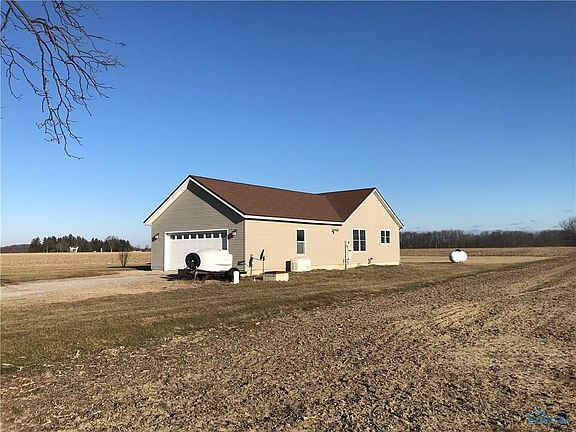 3rd image of 3010 County Road T