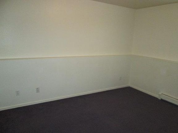 5th image of 2104 E 14th St APT C