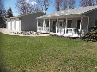 9420 Washington Rd, Saint Helen, MI 48656