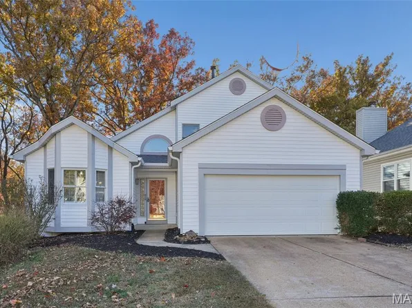 1512 Strawberry Glen Ct, Ballwin, MO 63021