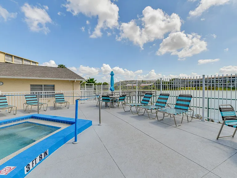 3817 Lake Bayshore Dr #4-ID1583821P — Photo 23