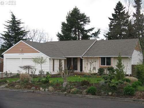 2nd image of 14702 NE 37th St