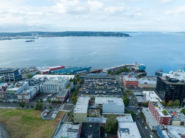 2440 Western Avenue #704, Seattle, WA 98121