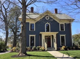 33 Hancock St, Newton, MA 02466