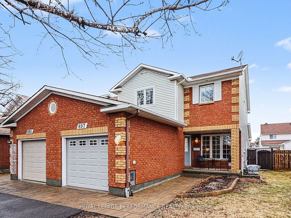 1st image of 897 Paradise Cres