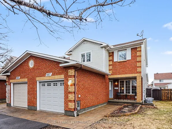 897 Paradise Cres, Ottawa, ON K4A 3S5