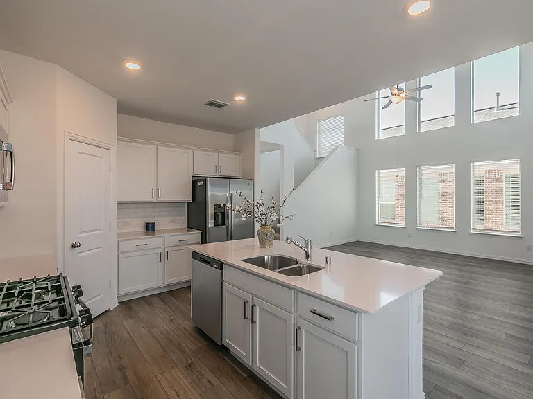 1275 Western Yarrow Ave — Photo 10