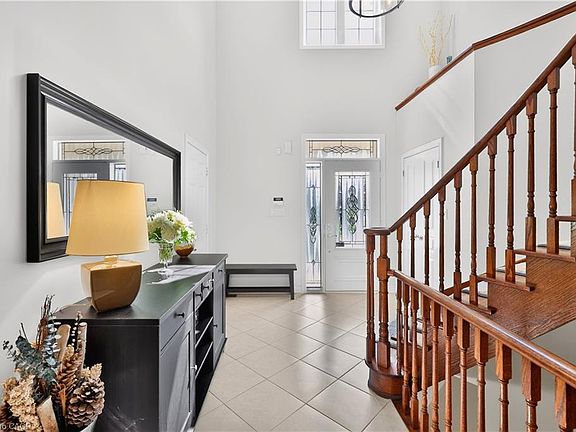 5th image of 2269 Whitworth Dr
