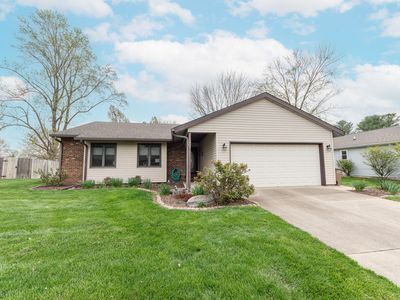 3003 Fox Pointe Dr, Columbus, IN, 47203