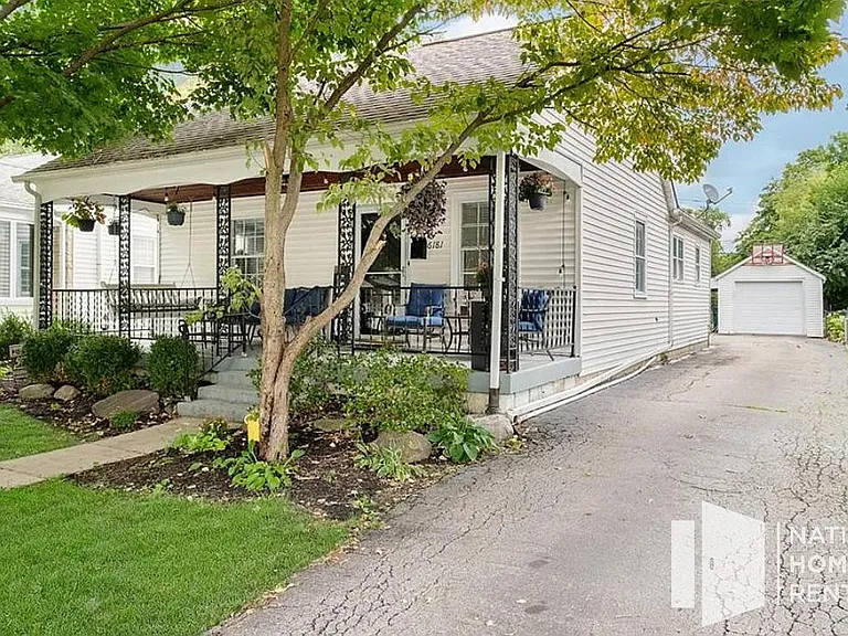 6181 Norwaldo Ave — Photo 1