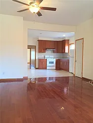 Rented by R New York