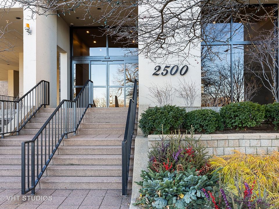 1st image of 2500 N Lakeview Ave APT 3403