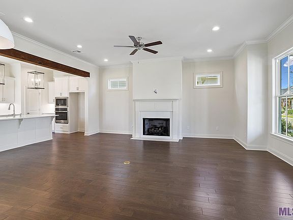 5th image of 1196 Madison Ct
