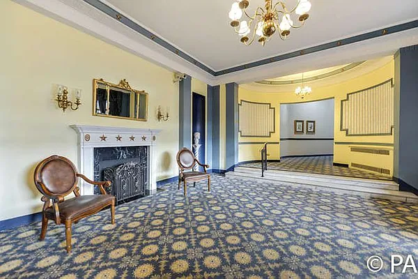 Sold by Benjamin Realty Since 1980 | media 22