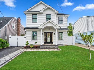 49 Brown Street, Mineola, NY, 11501