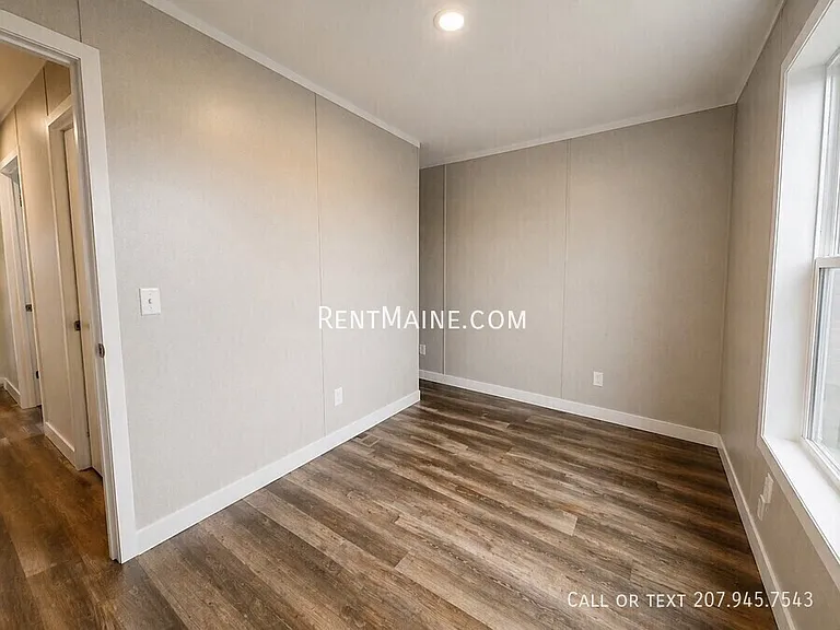 194 F St — Photo 10