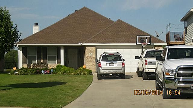 1st image of 3025 Shoreline Dr