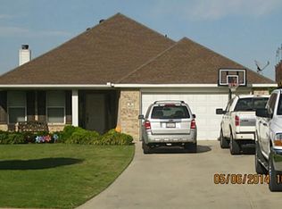 3025 Shoreline Dr, Burleson, TX 76028